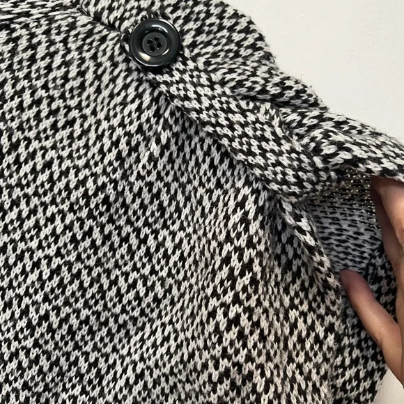 Candies black & white shirt sleeve long sweater - Picture 4 of 5